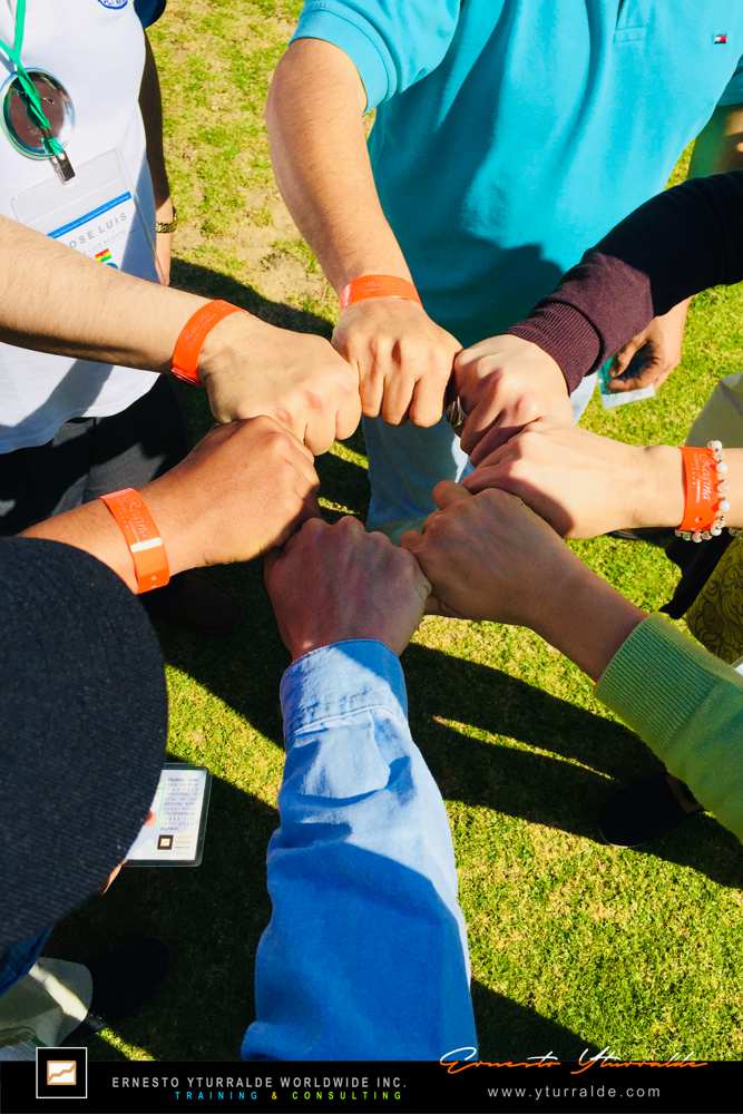 Aprendizajes extramuros aplicados al desempeño y la realidad organizacional